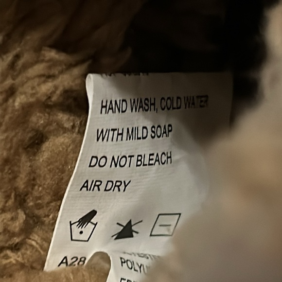 NWT MukLuk slippers - Picture 7 of 9